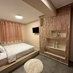 בית נופש Nikole's Luxury 180m2
