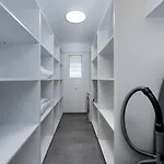 Nikole's Luxury 180m2 Tirós