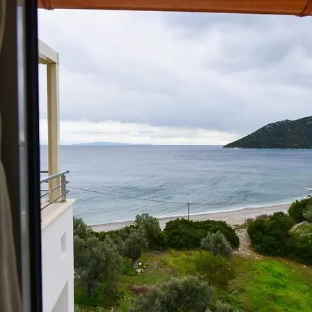 Дом отдыха Nikole's Luxury 180m2 *