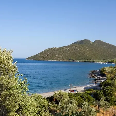 Nikole's Luxury 180m2 Тирос