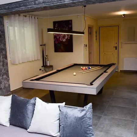 Nikole's Luxury 180m2 Tirós