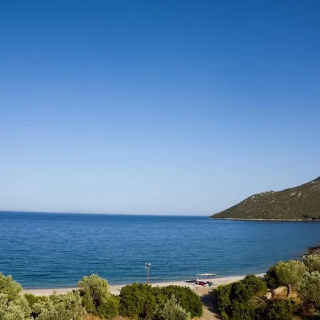 Nikole's Luxury 180m2 Ferienhaus Tirós