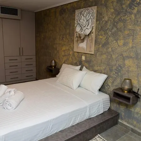 Nikole's Luxury 180m2 Дом отдыха Тирос