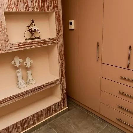 Nikole's Luxury 180m2 *