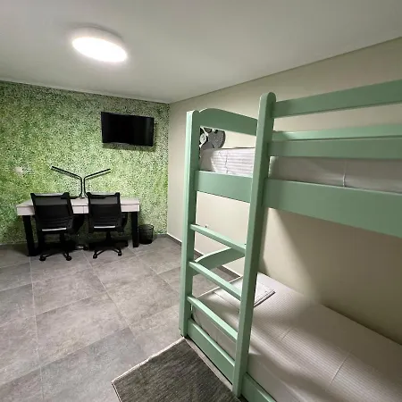 펜션 Nikole's Luxury 180m2