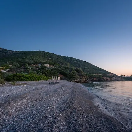 Nikole's Luxury 180m2 Дом отдыха Тирос