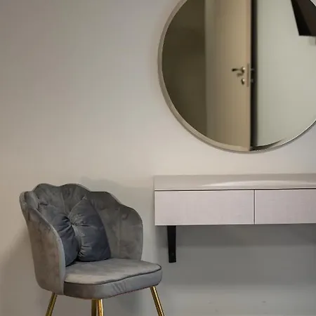 Nikole's Luxury 180m2 Ferienhaus *