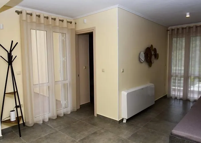 Nikole's Luxury 180m2 * Tirós