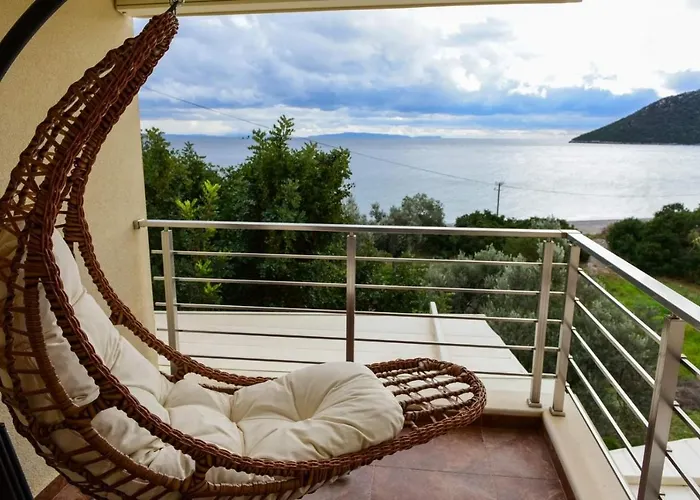 Casa de Férias Nikole's Luxury 180m2 Tirós