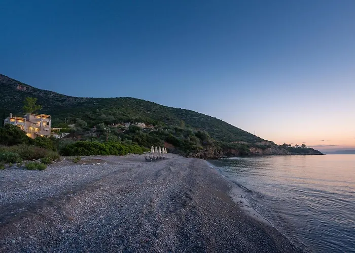 Nikole's Luxury 180m2 Vakantiehuis Tirós