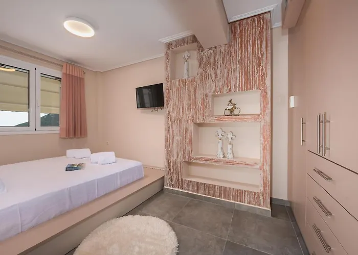 Nikole's Luxury 180m2 Vakantiehuis *