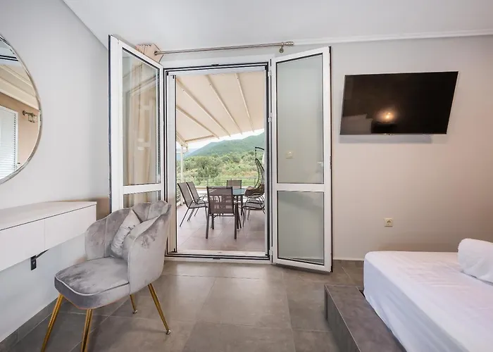 Nikole's Luxury 180m2 Vakantiehuis