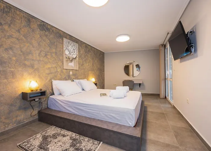 Nikole's Luxury 180m2