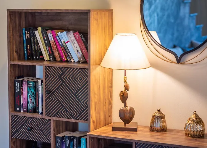 Nikole's Luxury 180m2 Tirós